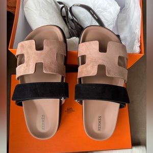 Hermes Chypre Velvet Sandal 37 EU Rose Pearl and black